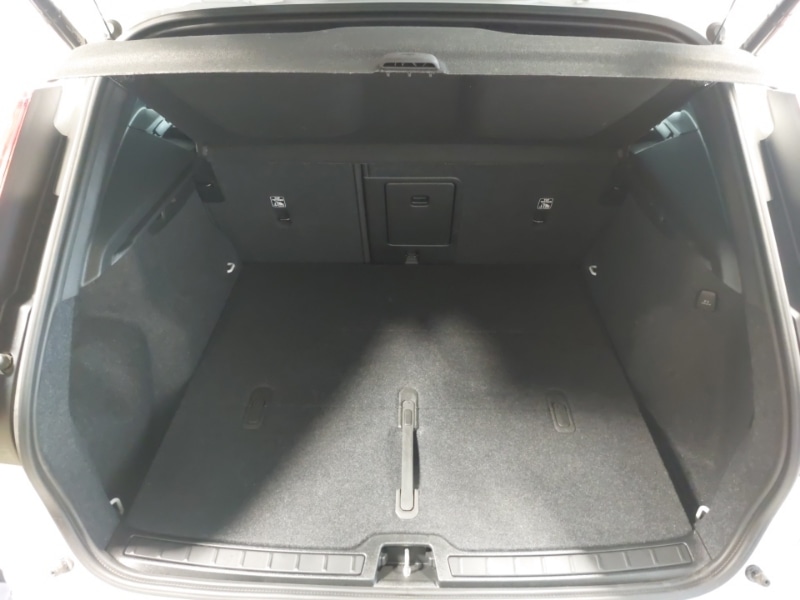 Used Volvo XC40 2024 for sale - 76589335: Photo 8