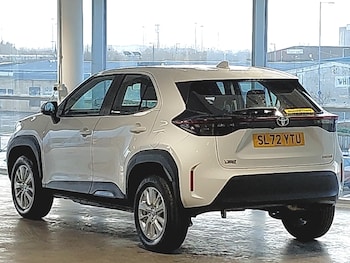 Used Toyota Yaris Cross 2022 for sale - 77039341: Photo