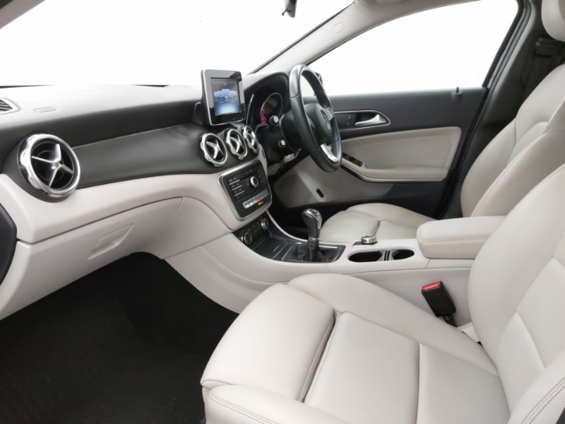 Used Mercedes-Benz GLA 2017 for sale - 76533113: Photo 5