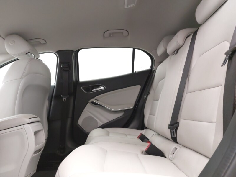 Used Mercedes-Benz GLA 2017 for sale - 76533113: Photo 6