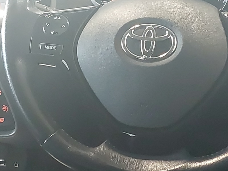 Used Toyota AYGO 2018 for sale - 76397539: Photo 10