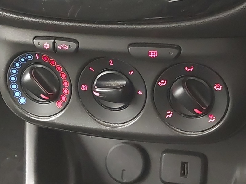 Used Vauxhall Corsa 2016 for sale - 76628760: Photo 16