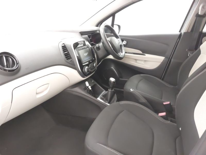 Used Renault Captur 2019 for sale - 76478720: Photo 5
