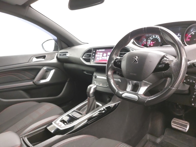 Used Peugeot 308 2017 for sale - 76383902: Photo 18