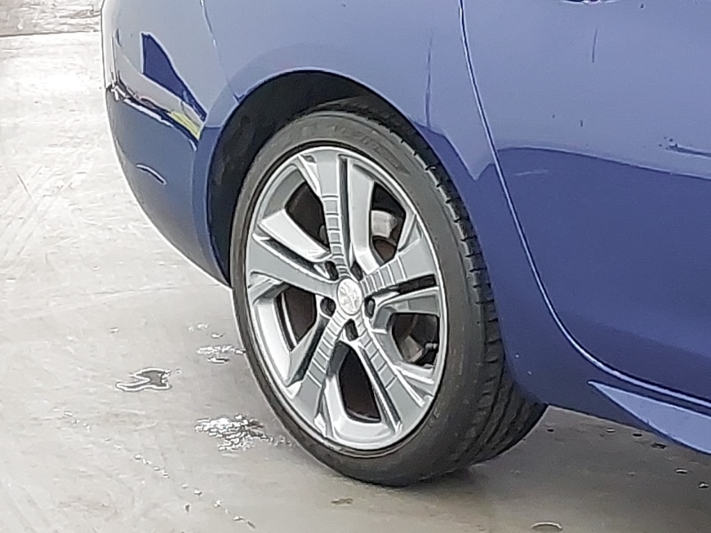 Used Peugeot 308 2017 for sale - 76383902: Photo 9