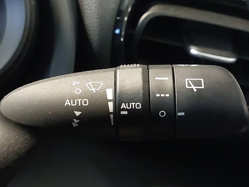 Used Toyota Yaris 2021 for sale - 76493273: Photo 19