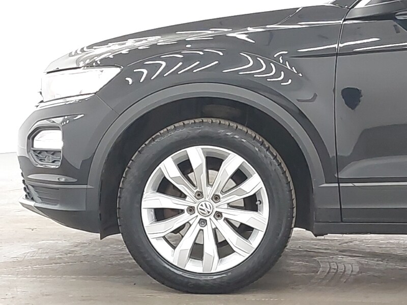 Used Volkswagen T-Roc 2018 for sale - 77635899: Photo 12