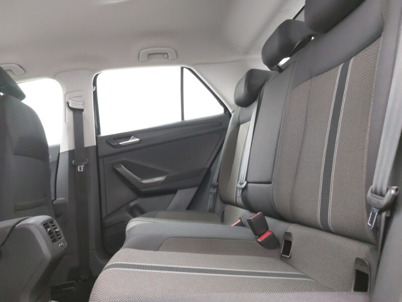 Used Volkswagen T-Roc 2018 for sale - 77635899: Photo 6