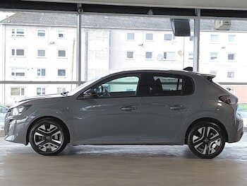 Used Peugeot 208 2024 for sale - 77656963: Photo