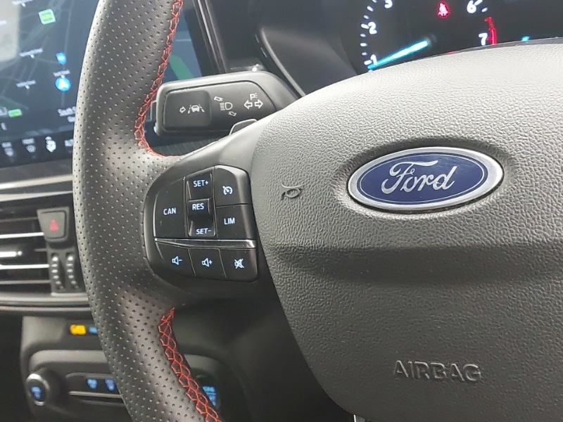 Used Ford Focus 2023 for sale - 77832436: Photo 11