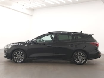 Used Ford Focus 2023 for sale - 77832436: Photo