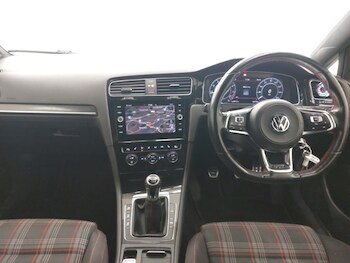 Used Volkswagen Golf 2018 for sale - 78252897: Photo