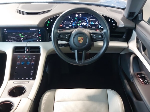 Used Porsche Taycan 2021 for sale - 76233525: Photo 7