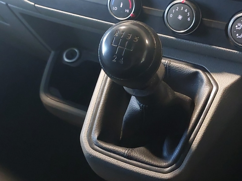 Used Volkswagen Transporter 2022 for sale - 78202858: Photo 15