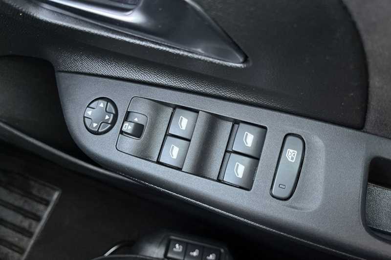 Used Vauxhall Corsa 2022 for sale - 77309409: Photo 16