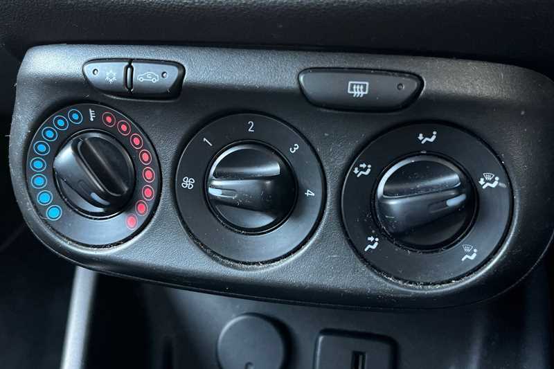 Used Vauxhall Corsa for sale - 77711560: Photo 15