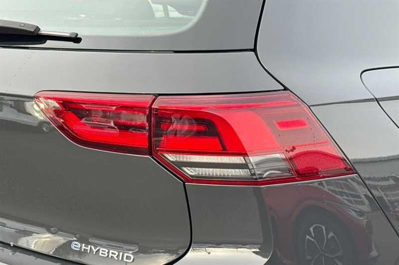 Used Volkswagen Golf 2022 for sale - 77295724: Photo 32