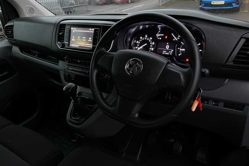 Used Vauxhall Vivaro 2023 for sale - 76917098: Photo 13