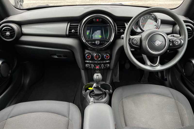 Used MINI Convertible 2019 for sale - 77899547: Photo 13