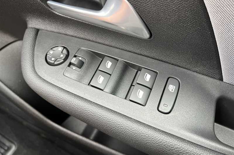 Used Vauxhall Mokka 2025 for sale - 76525601: Photo 16