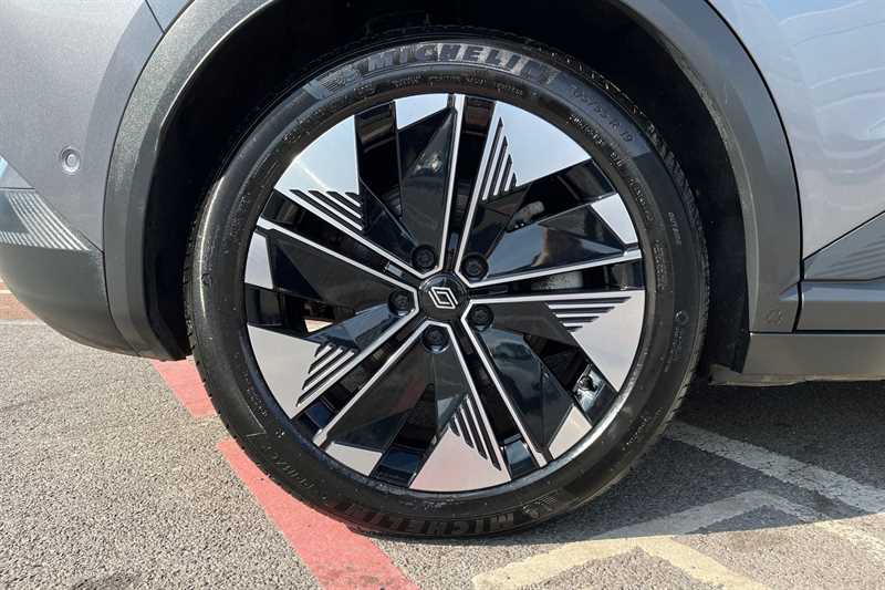 Used Renault Scenic E-Tech 2024 for sale - 77972025: Photo 11