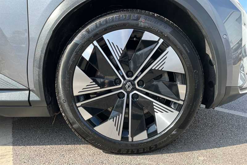 Used Renault Scenic E-Tech 2024 for sale - 77972025: Photo 12