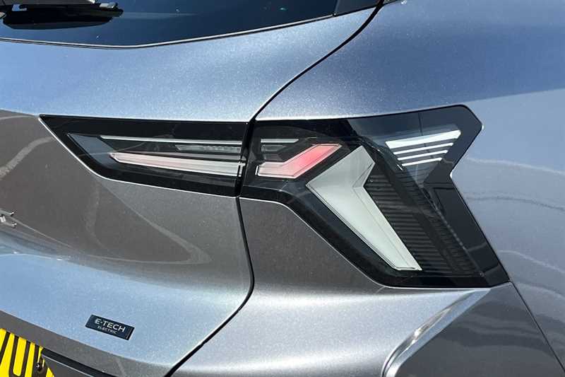 Used Renault Scenic E-Tech 2024 for sale - 77972025: Photo 32