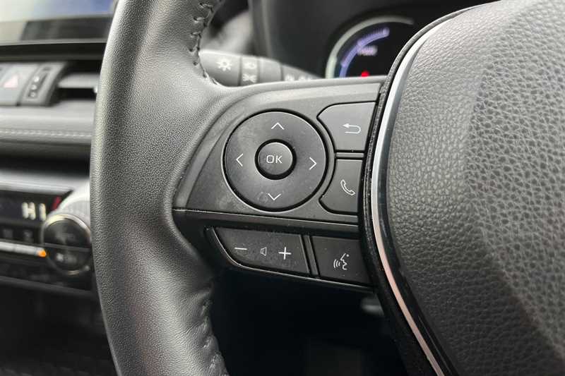 Used Toyota RAV4 2022 for sale - 76463602: Photo 21