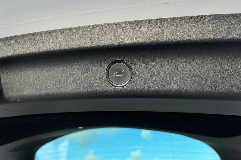 Used Tesla Model Y 2022 for sale - 77295775: Photo 38