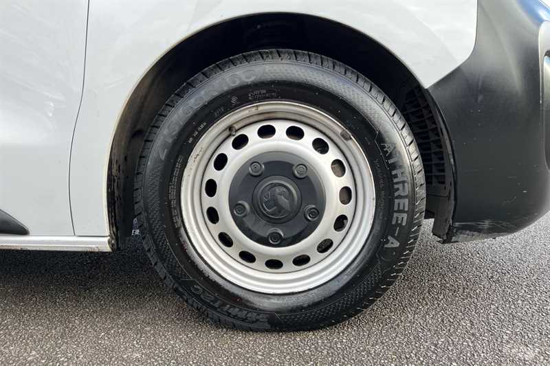 Used Vauxhall Vivaro for sale - 76929491: Photo 12