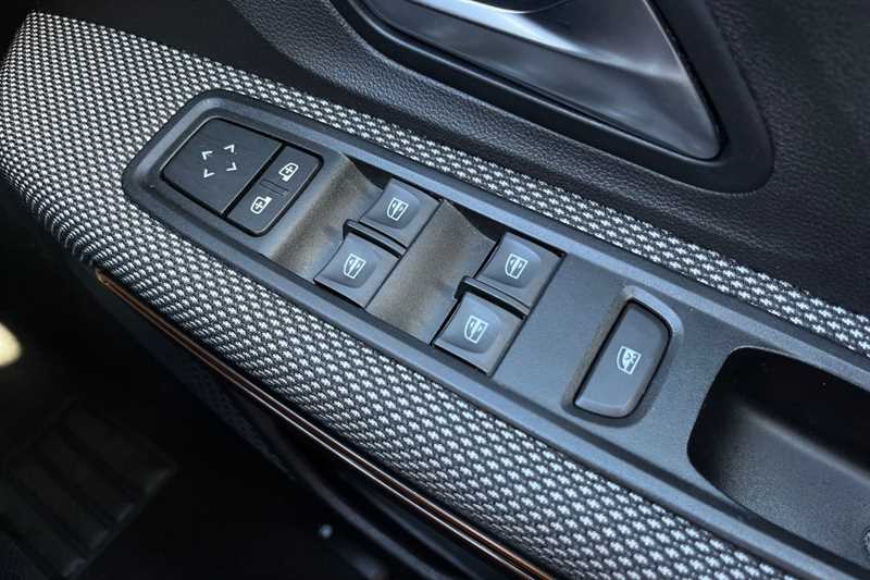 Used Dacia Sandero Stepway 2022 for sale - 76525175: Photo 16