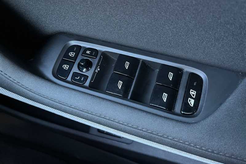 Used Polestar Polestar 2 2023 for sale - 76610050: Photo 16