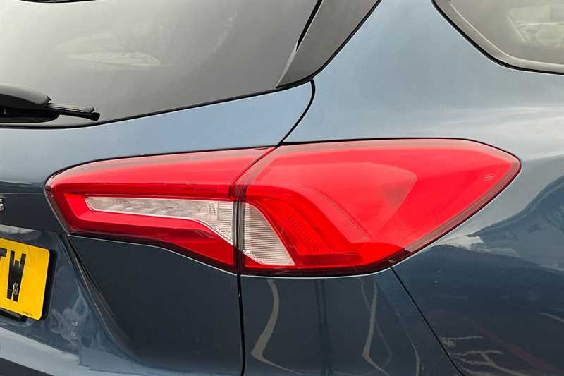 Used Ford Focus 2021 for sale - 76776029: Photo 32