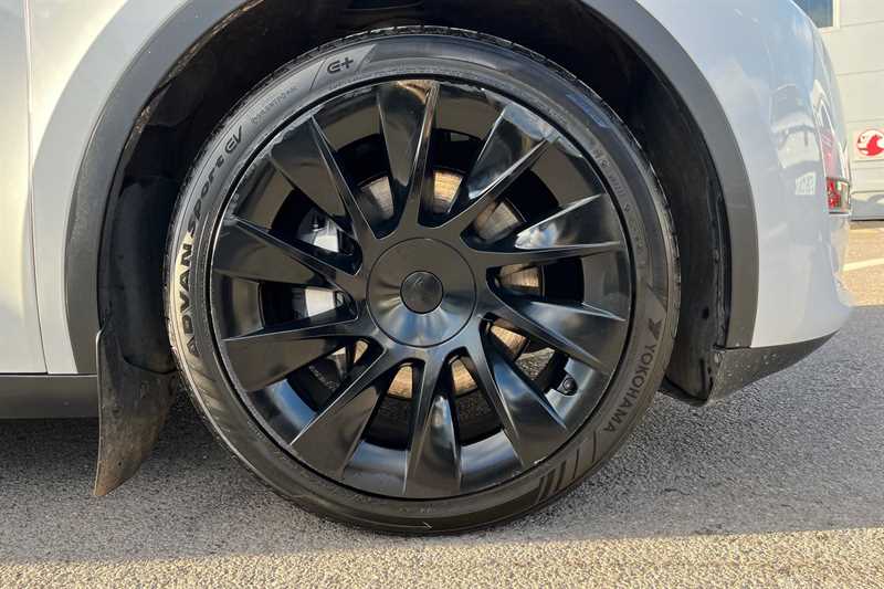 Used Tesla Model Y 2023 for sale - 76733941: Photo 12