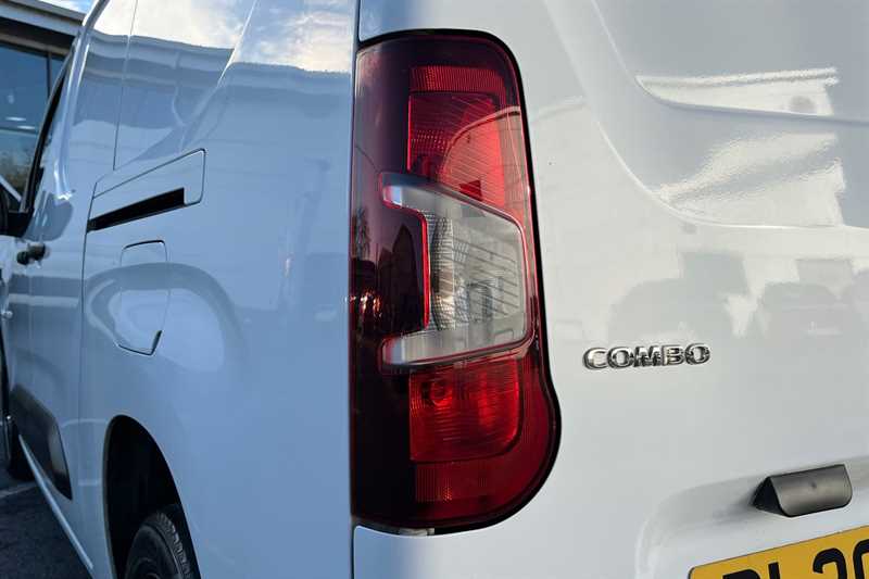 Used Vauxhall Combo 2020 for sale - 76732695: Photo 31