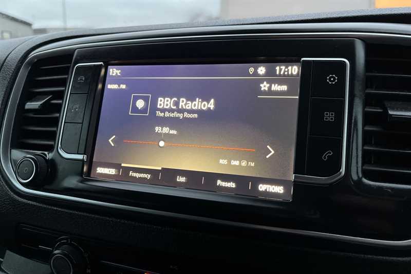 Used Vauxhall Vivaro for sale - 76857561: Photo 17