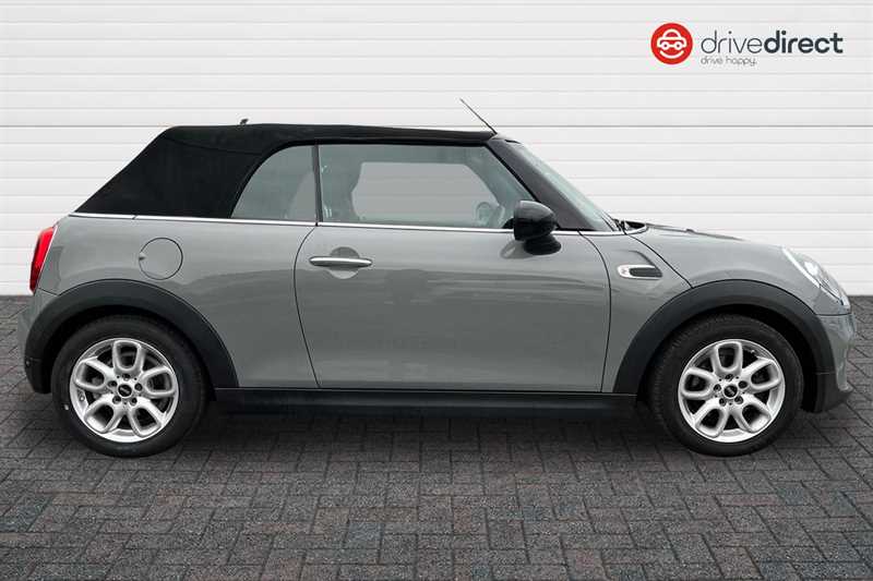 Used MINI Convertible 2019 for sale - 77727563: Photo 2