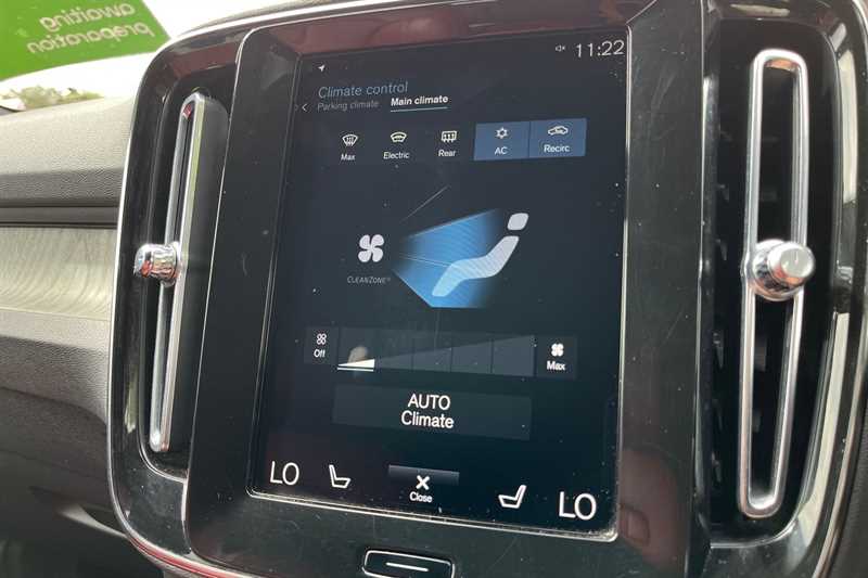 Used Volvo XC40 for sale - 76857234: Photo 15