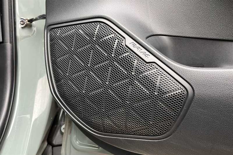 Used Toyota RAV4 2022 for sale - 76516813: Photo 27