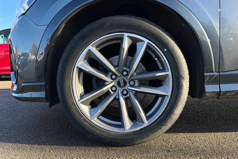 Used Audi Q3 2021 for sale - 77899462: Photo 9