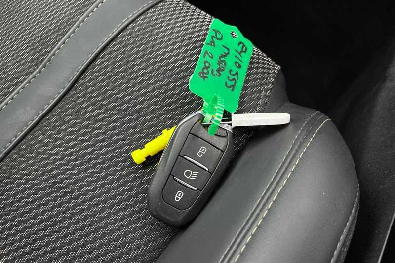 Used Peugeot 2008 2023 for sale - 76176425: Photo 36
