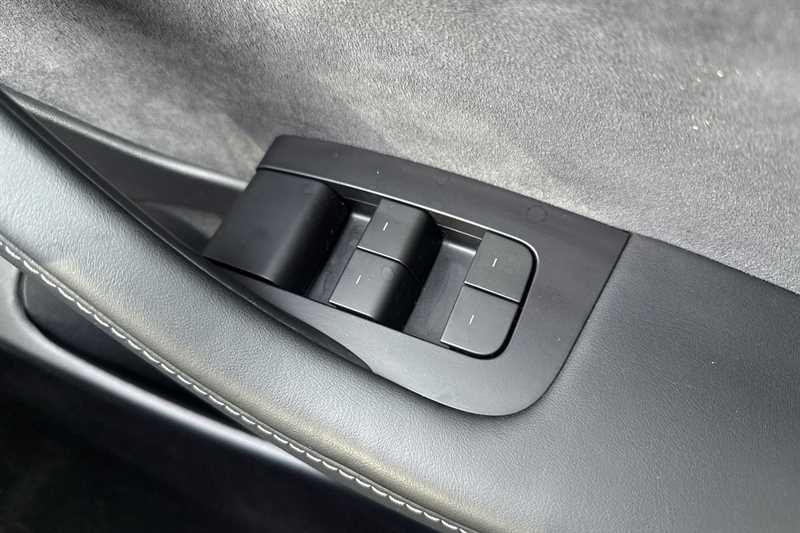 Used Tesla Model 3 2021 for sale - 77158167: Photo 16