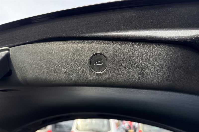 Used Tesla Model 3 2021 for sale - 77158167: Photo 38