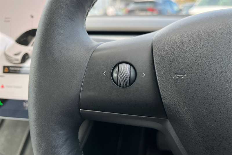 Used Tesla Model 3 2021 for sale - 76525495: Photo 21