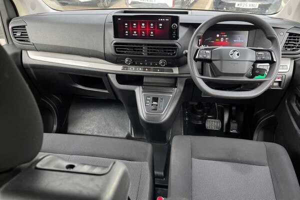 Used Vauxhall Vivaro Life 2024 for sale - 76311748: Photo 13