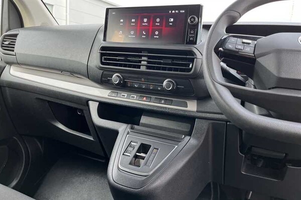 Used Vauxhall Vivaro Life 2024 for sale - 76311748: Photo 14