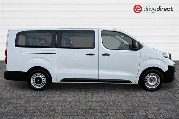 Used Vauxhall Vivaro Life 2024 for sale - 76311748: Photo 2