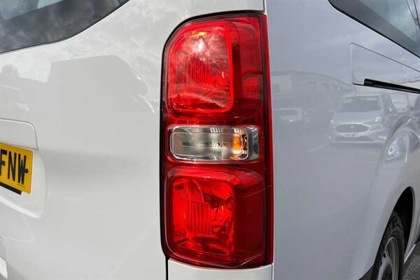 Used Vauxhall Vivaro Life 2024 for sale - 76311748: Photo 32