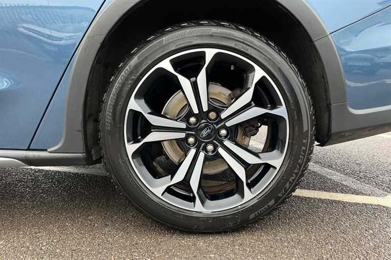 Used Ford Focus 2021 for sale - 76930952: Photo 10