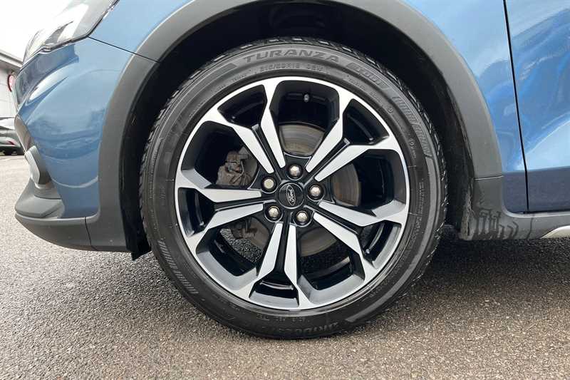 Used Ford Focus 2021 for sale - 76930952: Photo 9